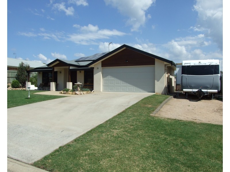 19 Vicky Avenue, Crows Nest QLD 4355