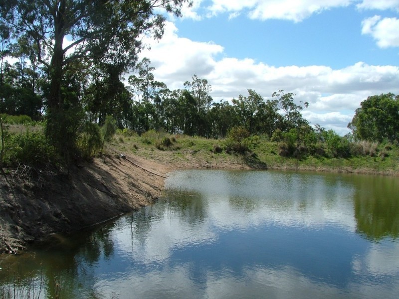 80 Middle Road, Crows Nest QLD 4355