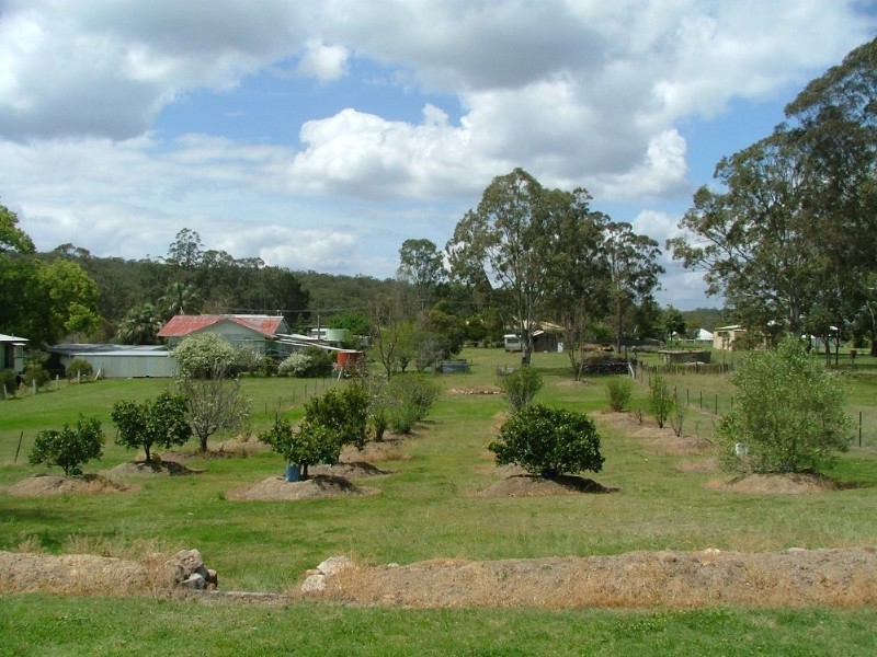 8 Emu Creek Road, Crows Nest QLD 4355