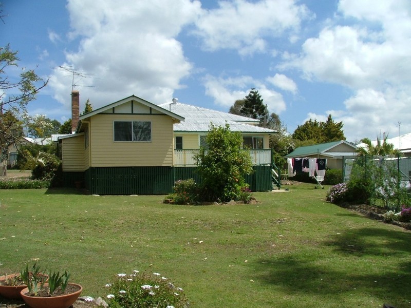 8 Emu Creek Road, Crows Nest QLD 4355