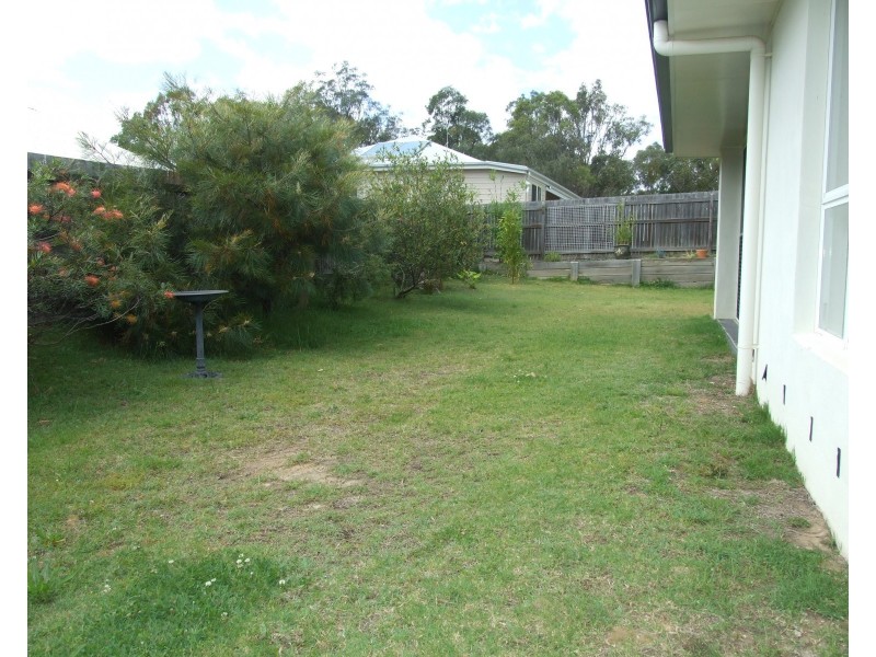 3 Lewis Street, Crows Nest QLD 4355