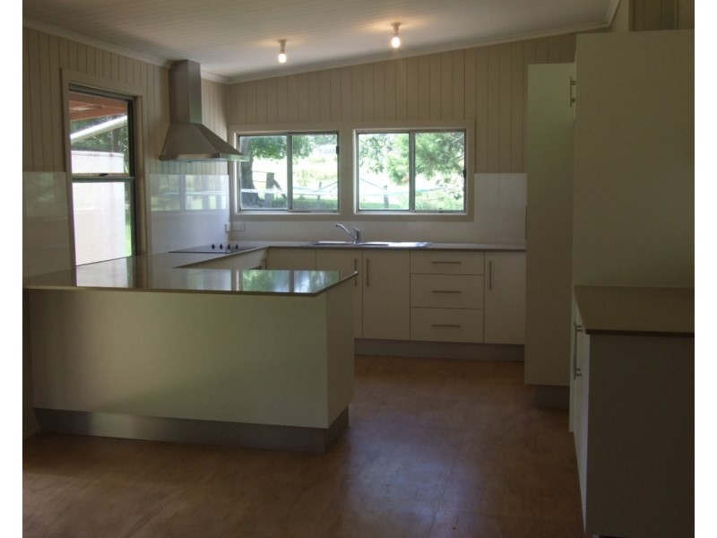 3861 Esk Hampton Road, Ravensbourne QLD 4352
