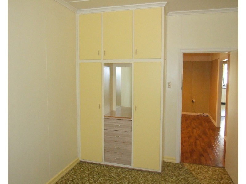 3 New England Highway, Crows Nest QLD 4355