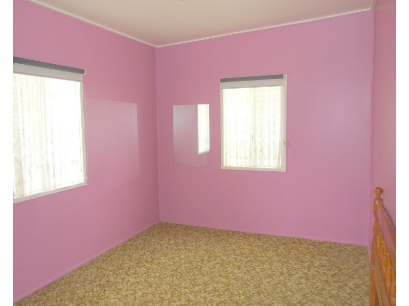 3 New England Highway, Crows Nest QLD 4355