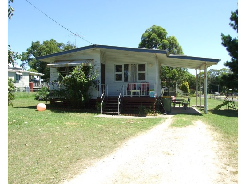 3 Oxford Street, Crows Nest QLD 4355