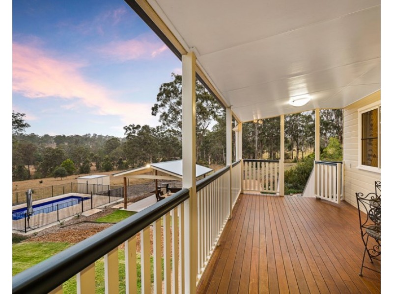 21 Sewell Road, Crows Nest QLD 4355