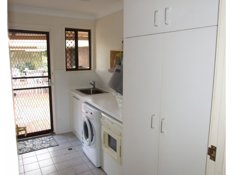 15 Railway Terrace, Crows Nest QLD 4355