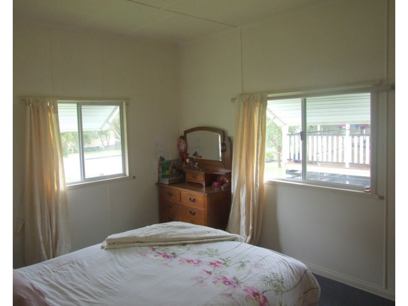 7 Gleeson Street, Crows Nest QLD 4355