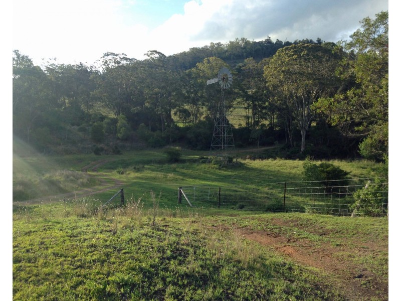 335 Schick Road, Thornville QLD 4352