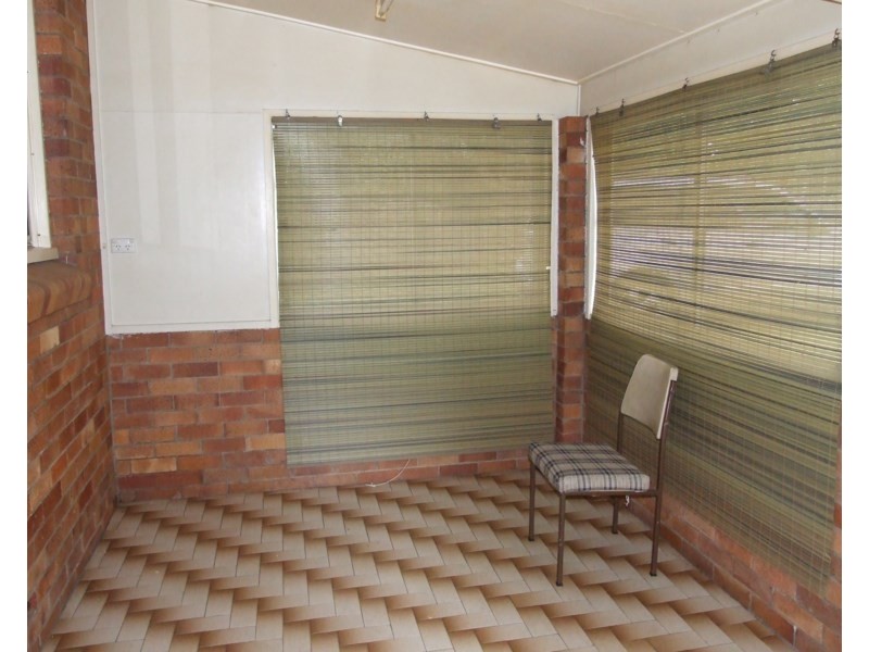 4-6 Esk Street, Crows Nest QLD 4355