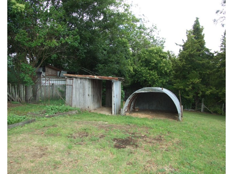 4-6 Esk Street, Crows Nest QLD 4355