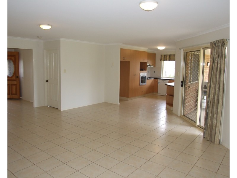 7 Matthew Court, Crows Nest QLD 4355