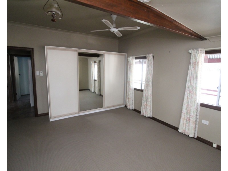 26 Pinnell Road, Crows Nest QLD 4355