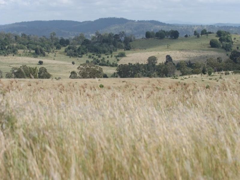 5758 New England Highway, Crows Nest QLD 4355