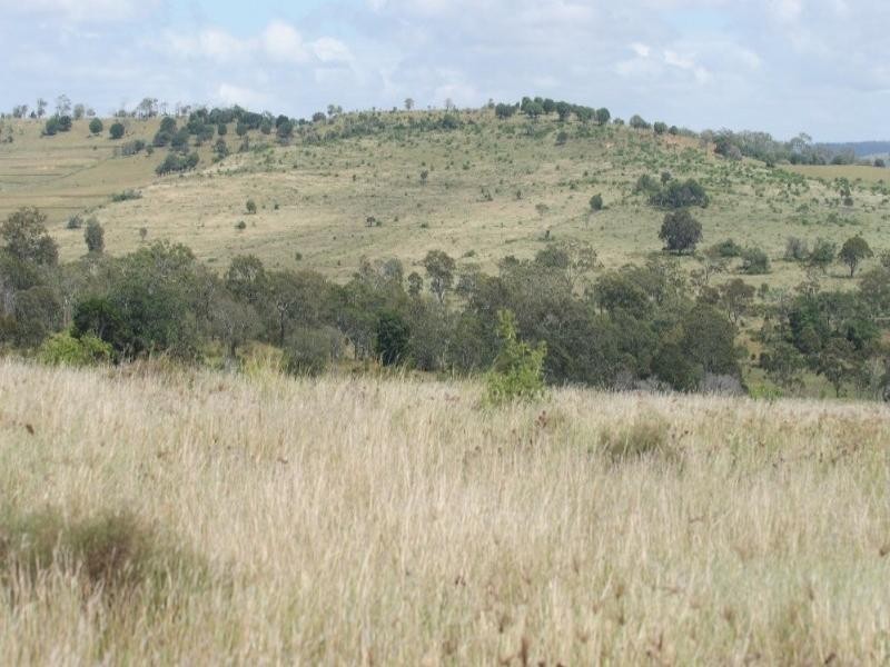 5758 New England Highway, Crows Nest QLD 4355