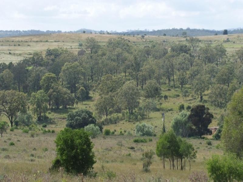 5758 New England Highway, Crows Nest QLD 4355