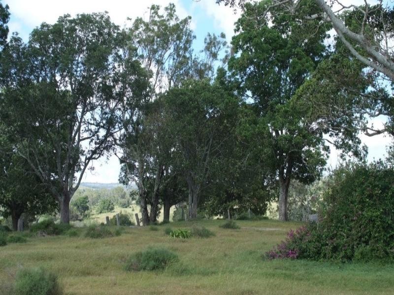 5758 New England Highway, Crows Nest QLD 4355