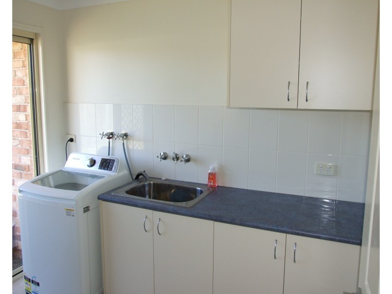 17 Vicky Avenue, Crows Nest QLD 4355