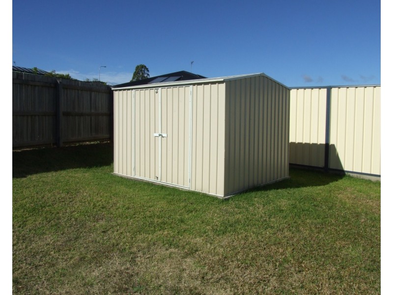 17 Vicky Avenue, Crows Nest QLD 4355