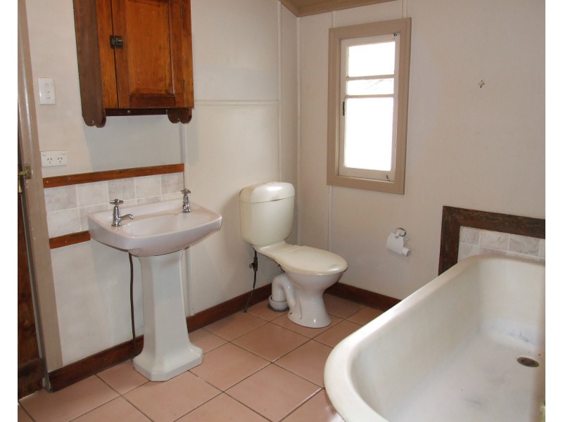 2279 Pierce Creek Road, Crows Nest QLD 4355