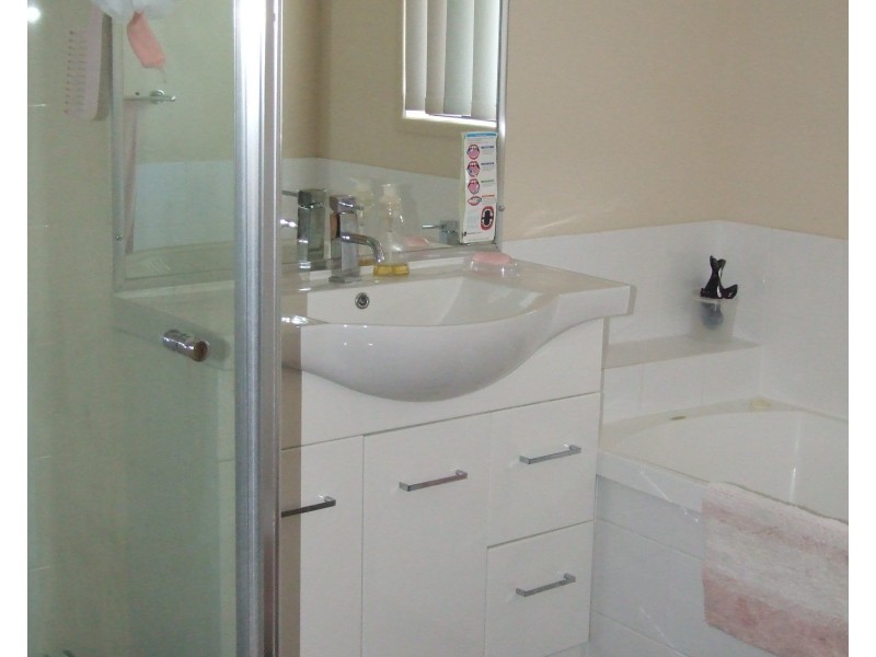 Unit 1/4 Jane Street, Crows Nest QLD 4355