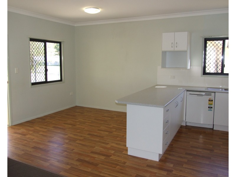 26 Albert Street, Crows Nest QLD 4355