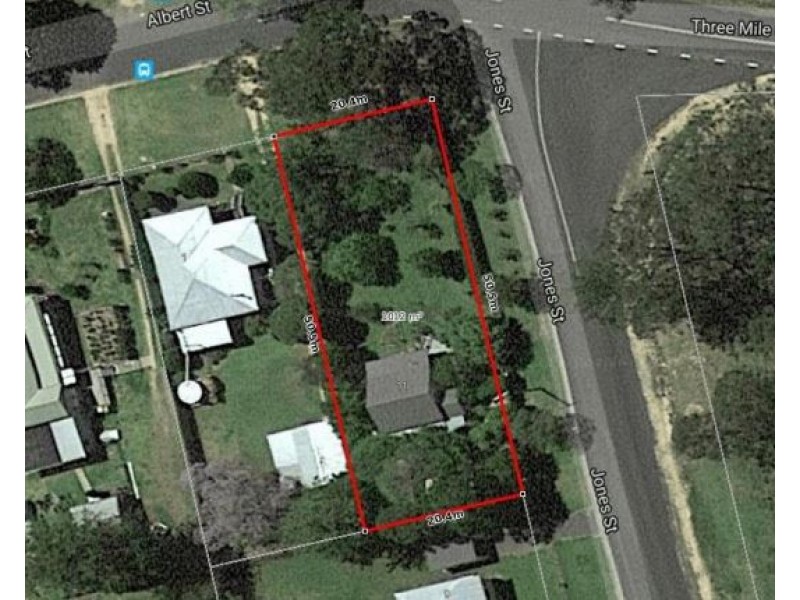 11 Jones Street, Crows Nest QLD 4355
