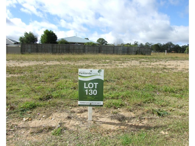 32 Parkland Drive, Crows Nest QLD 4355