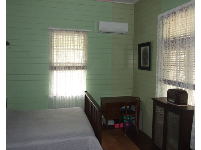 327 Haden-Peranga Road, Haden QLD 4353