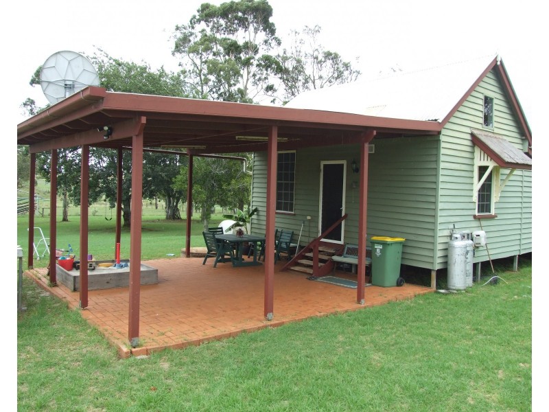 327 Haden-Peranga Road, Haden QLD 4353