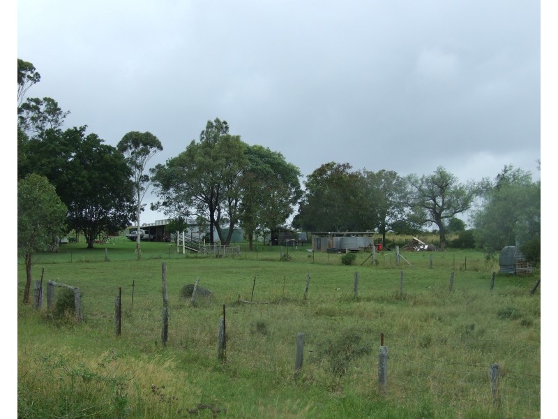 327 Haden-Peranga Road, Haden QLD 4353