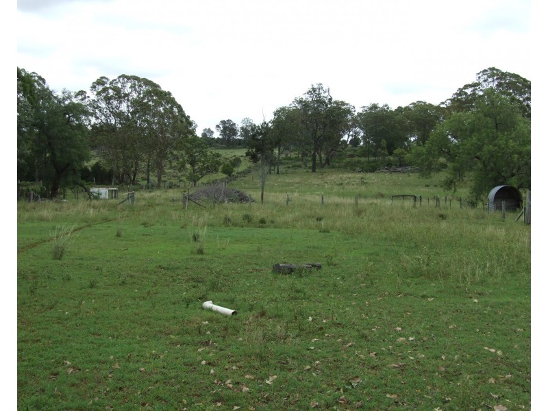 327 Haden-Peranga Road, Haden QLD 4353