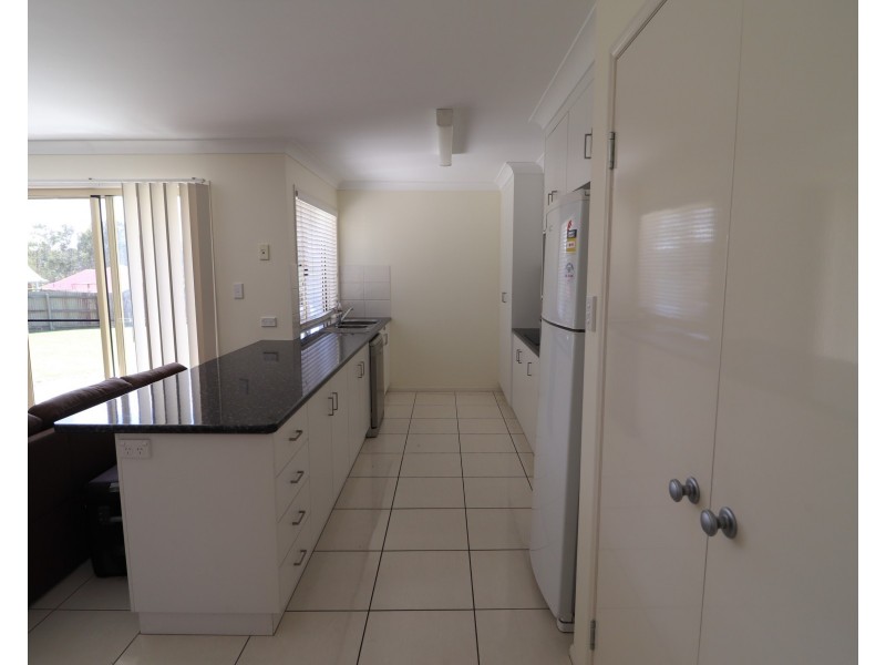 5 Alexander Close, Crows Nest QLD 4355