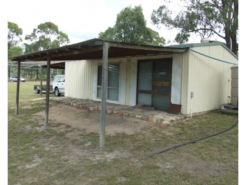 527 Palms Road, Cooyar QLD 4402