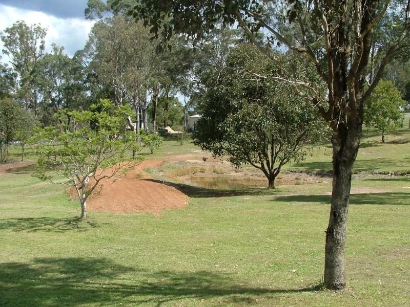 26A Devoncourt Road, Crows Nest QLD 4355