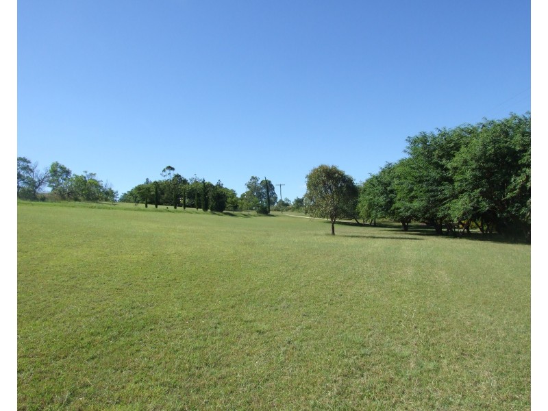 17 Biarra Range Road, Crows Nest QLD 4355