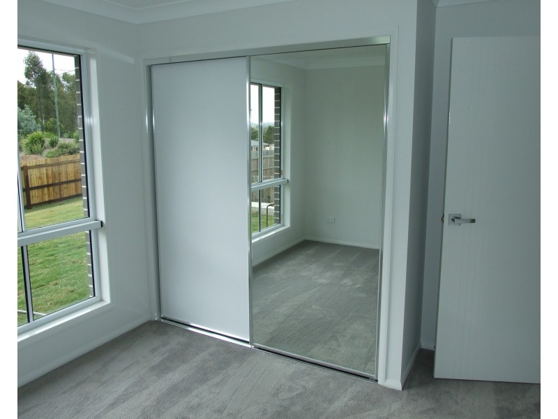 2 Cedarwood Drive, Crows Nest QLD 4355