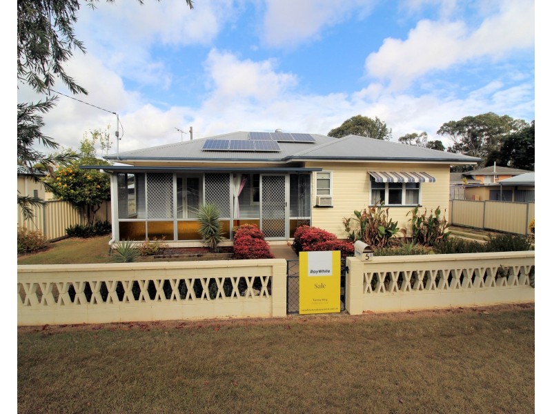 5 Nolan Street, Crows Nest QLD 4355