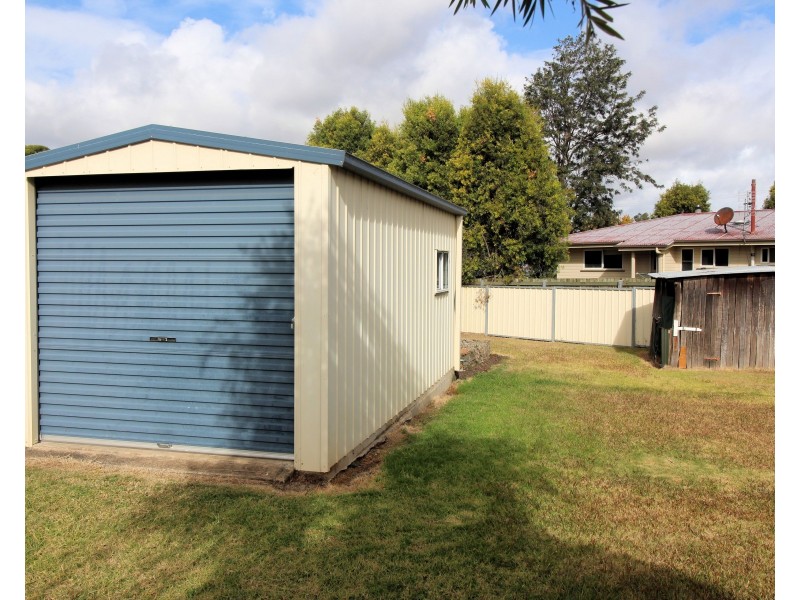 5 Nolan Street, Crows Nest QLD 4355