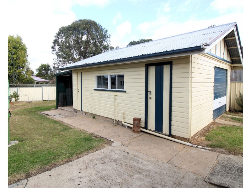 5 Nolan Street, Crows Nest QLD 4355