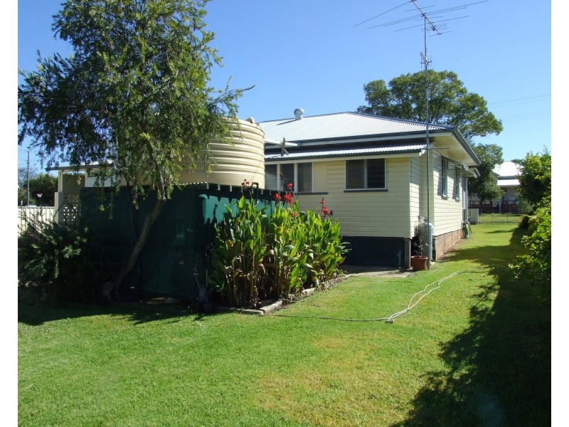 5 Nolan Street, Crows Nest QLD 4355