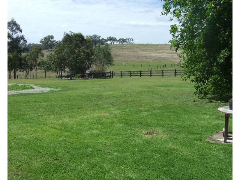 2077 Pierce Creek Road, Crows Nest QLD 4355