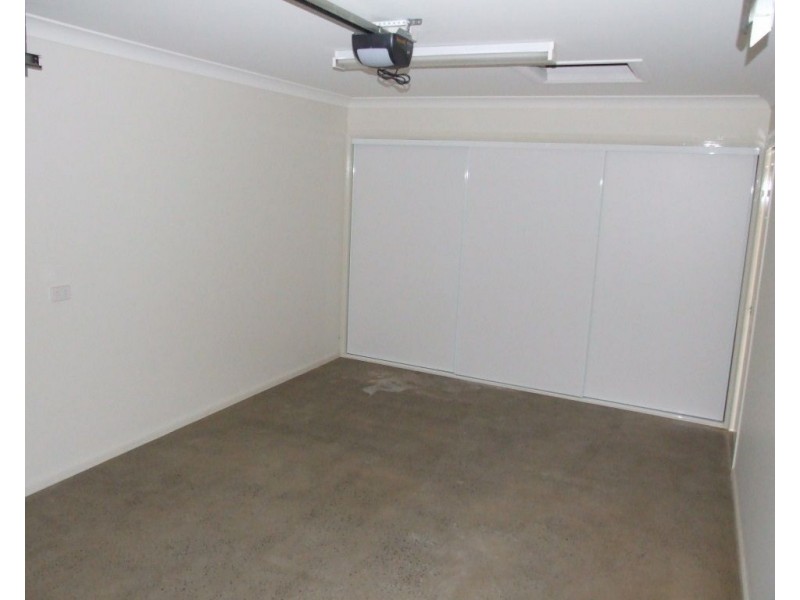 1/24 Creek Street, Crows Nest QLD 4355