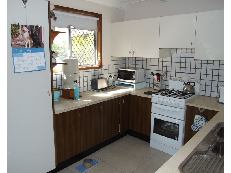 4 Dale Street, Crows Nest QLD 4355