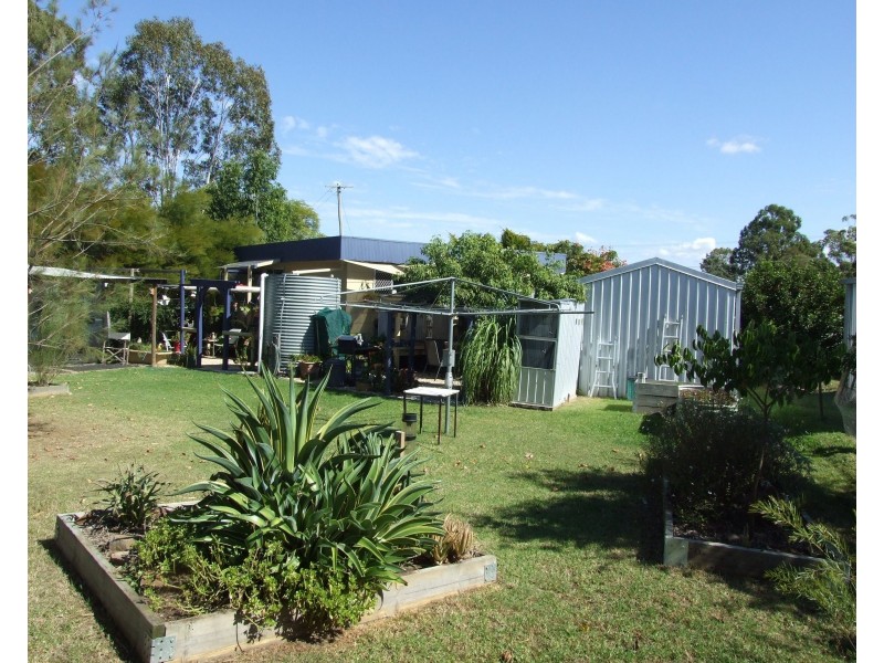 4 Dale Street, Crows Nest QLD 4355