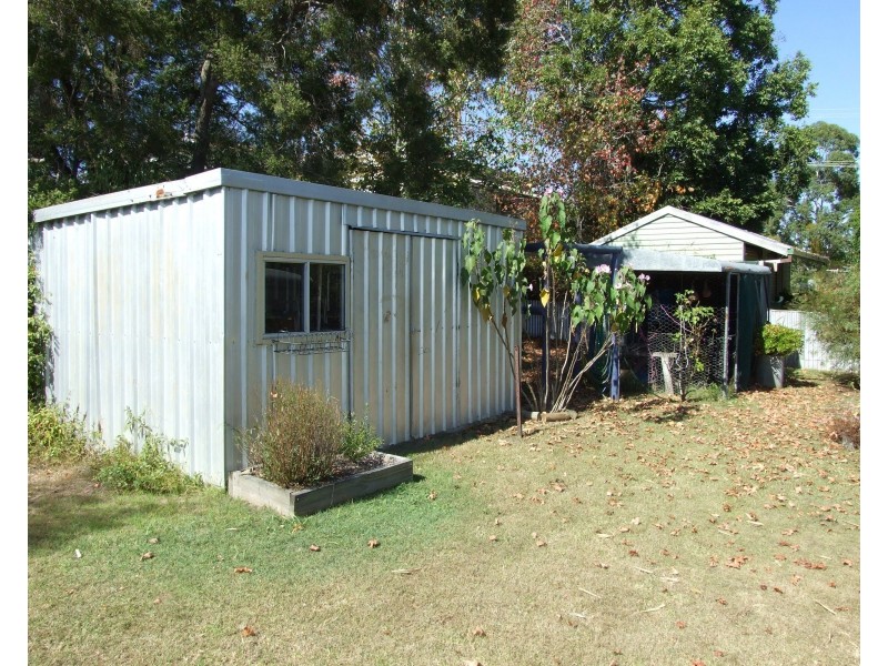 4 Dale Street, Crows Nest QLD 4355