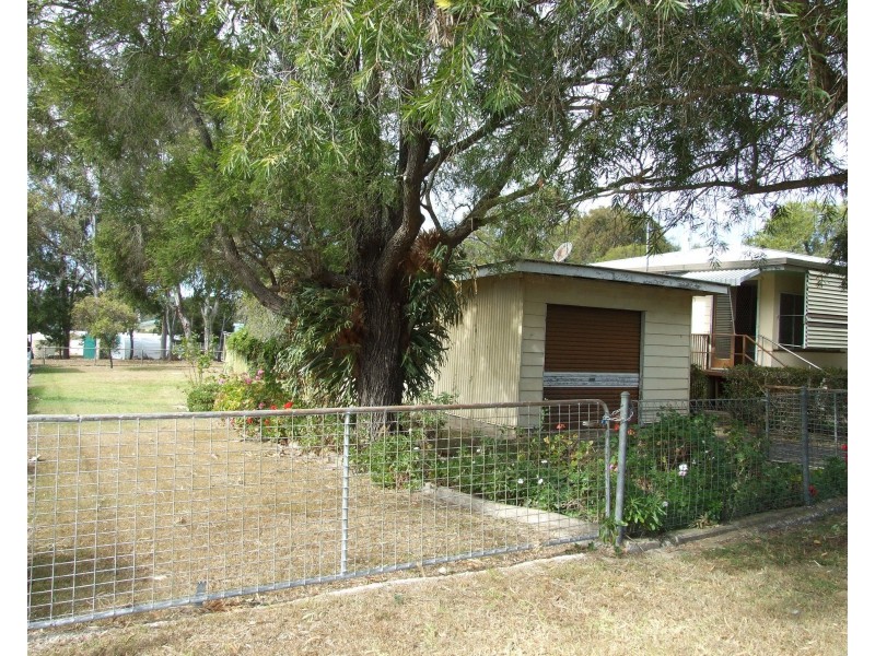 18 Andrews Road, Crows Nest QLD 4355