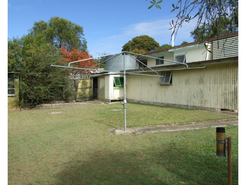 18 Andrews Road, Crows Nest QLD 4355