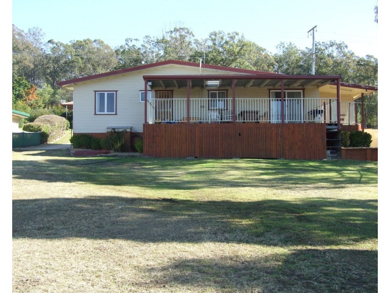 29 Railway Terrace, Crows Nest QLD 4355