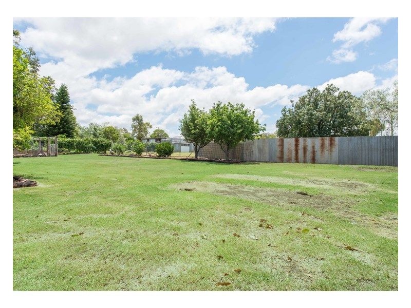 36 Mocatta Street, Goombungee QLD 4354